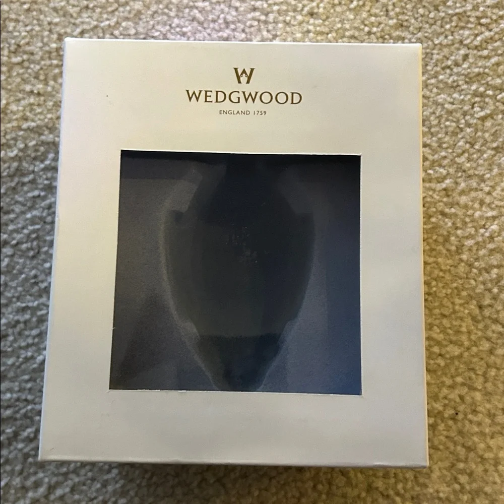 Wedgewood snowflake tear drop ornament